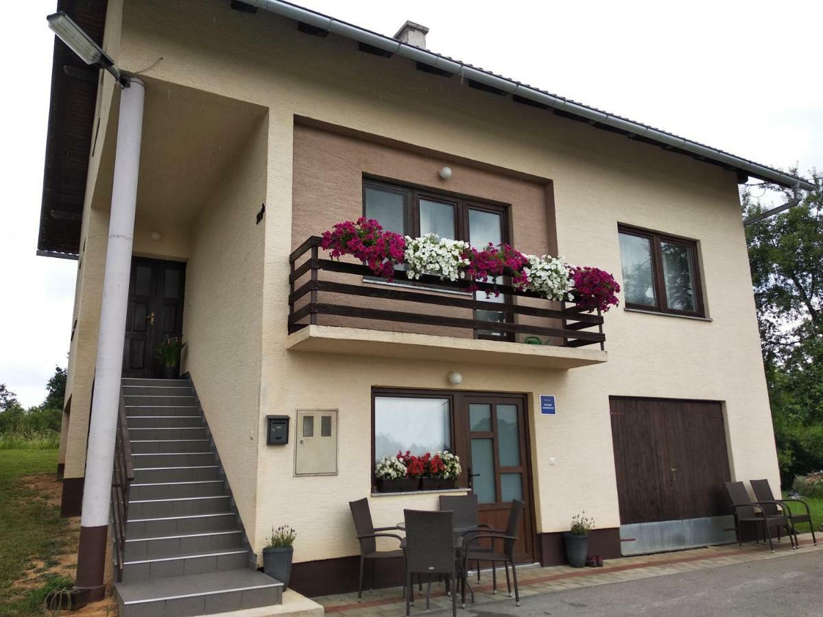 Ferienwohnung Studio Apartman Mihael - Rastoke Slunj Exterior foto